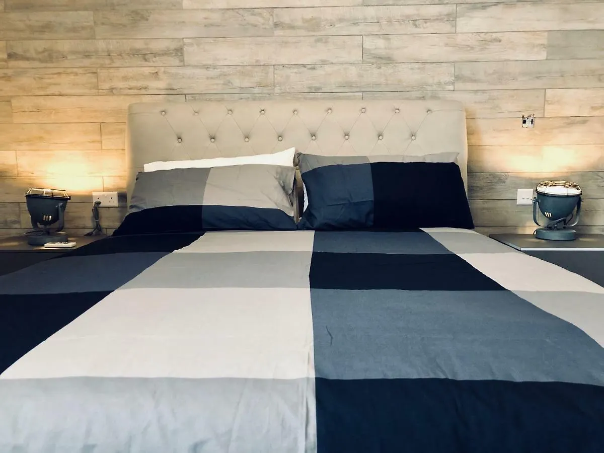 Holiday Townhouse In Sliema Centre Feriehus